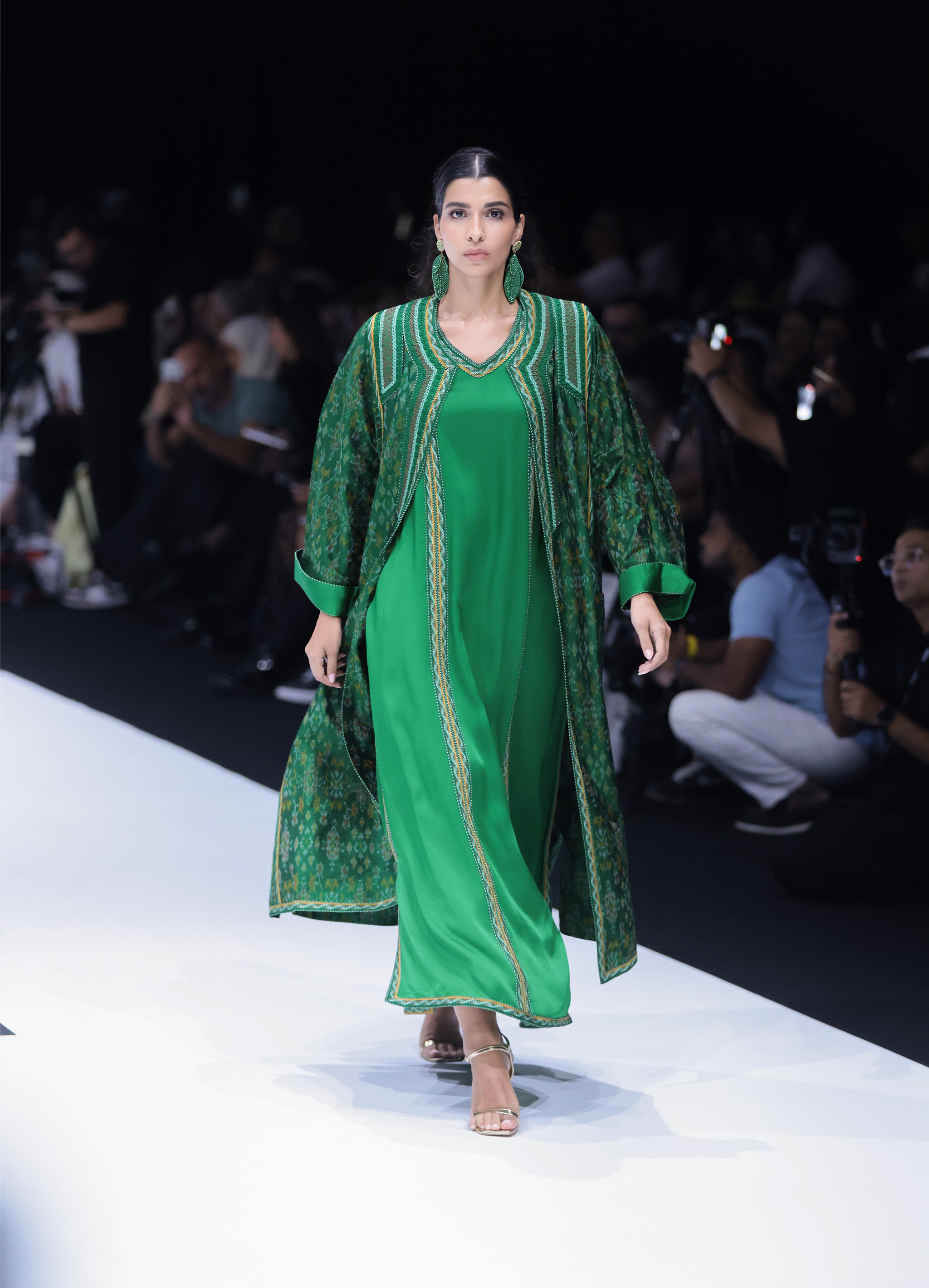 The Emerald — Fes Silk Set