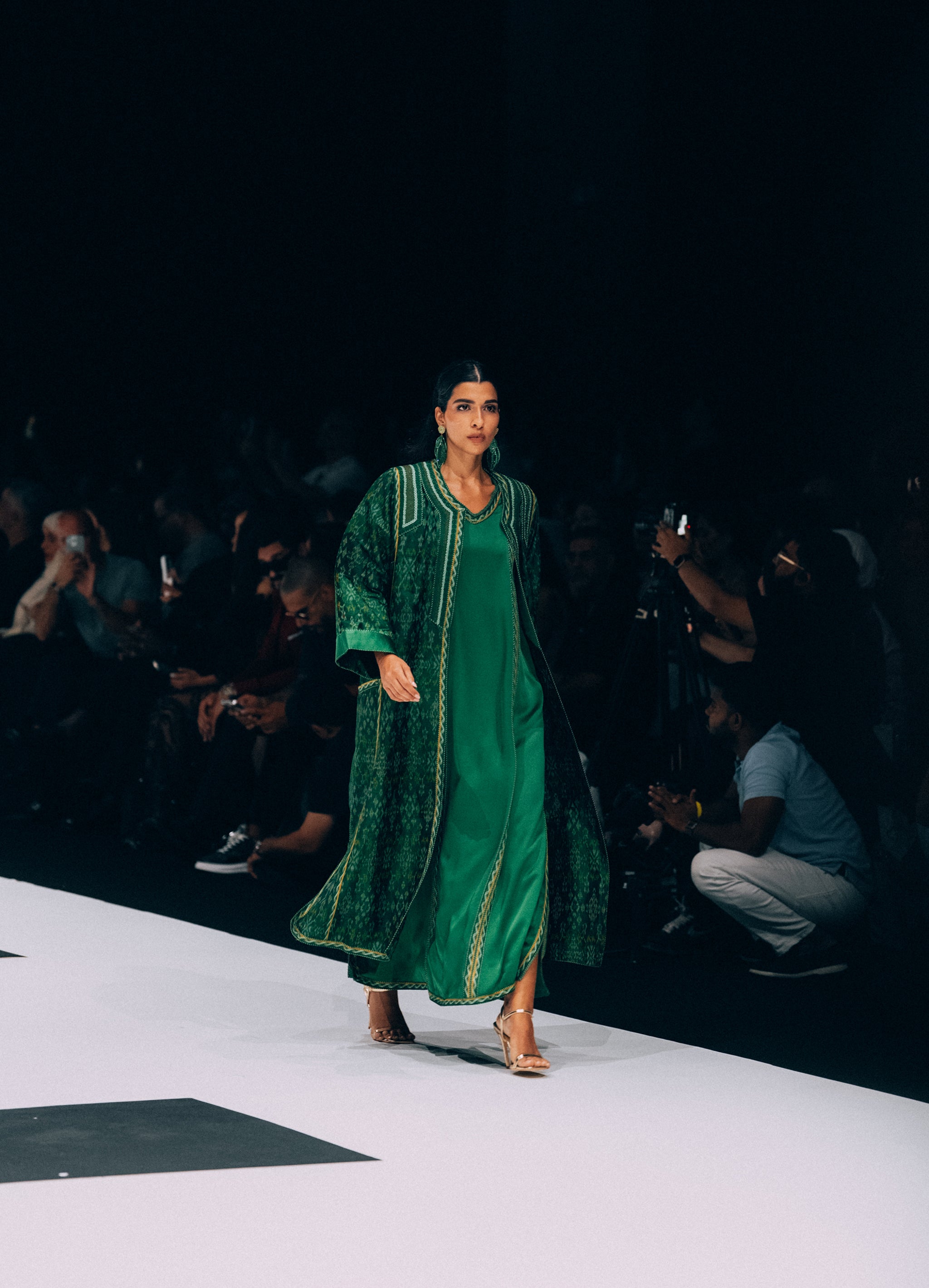 The Emerald — Fes Silk Set